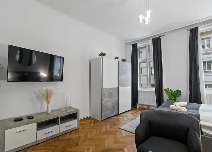Expats And Relocation - Only Monthly - Near U1 Metro Apartman Bécs